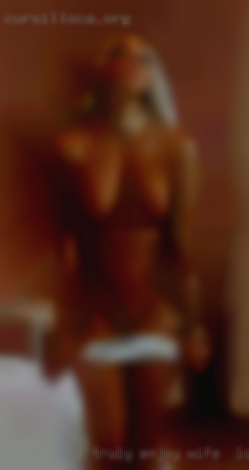 I truly enjoy for wife in Longmont pleasuring a woman.