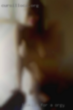 Looking for a  sexy single for orgy female.